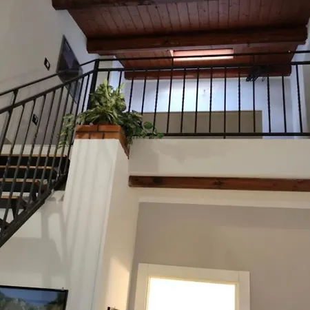 La Casa Dell'esagono * Avola