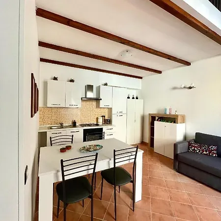 La Casa Dell'esagono